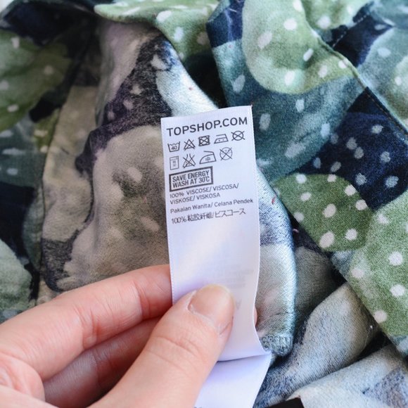 Topshop Cactus Print Shorts - Picture 6 of 7